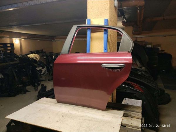 Alfa Romeo 159 bal hátsó ajtó