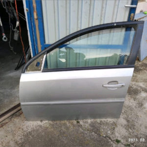 Opel Vectra C, Opel Signum bal első ajtó