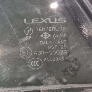 Lexus RX bal hátsó fix üveg ajtóban