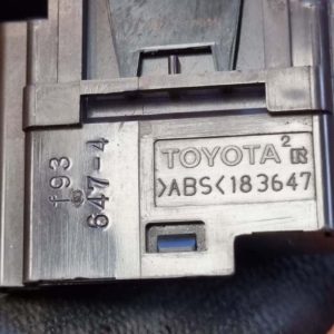 Toyota Avensis T27 visszapillantó tükör állító kapcsoló