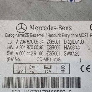 Mercedes-Benz C (W204) autórádió / CD fejegység kezelőpult